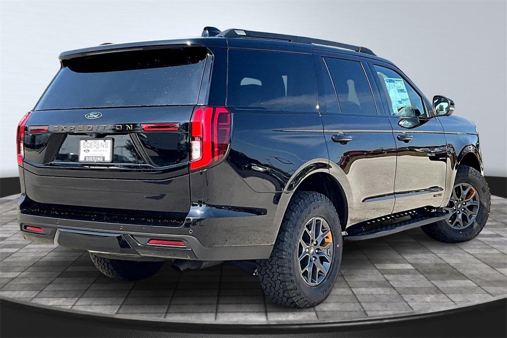 new 2025 Ford Expedition car, priced at $83,545