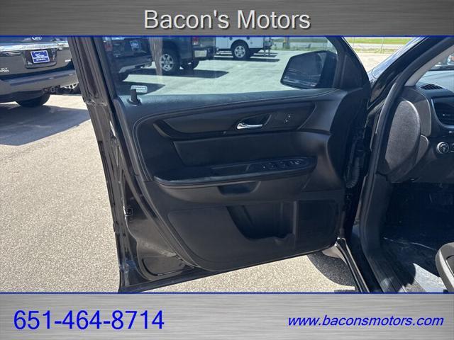 used 2016 Chevrolet Traverse car, priced at $7,995