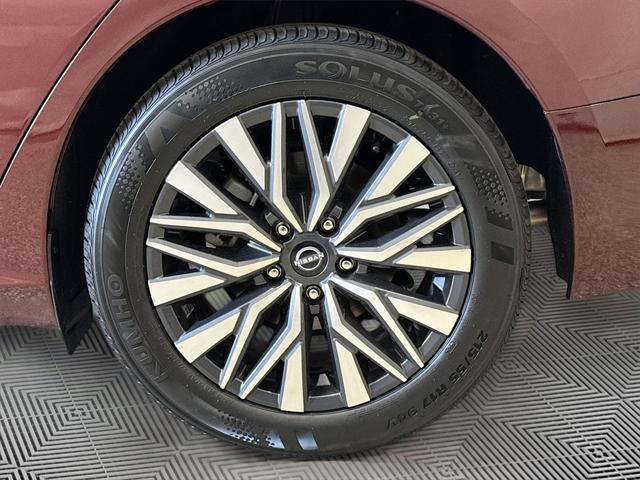 new 2025 Nissan Altima car, priced at $29,135