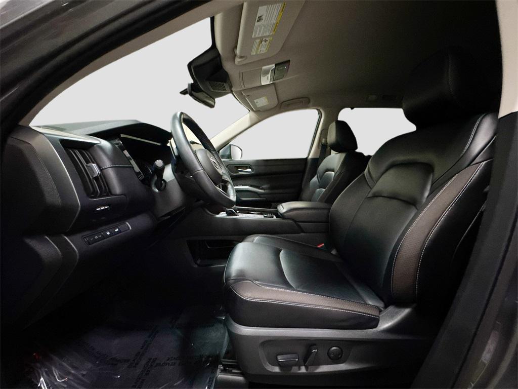 used 2023 Nissan Pathfinder car, priced at $33,987