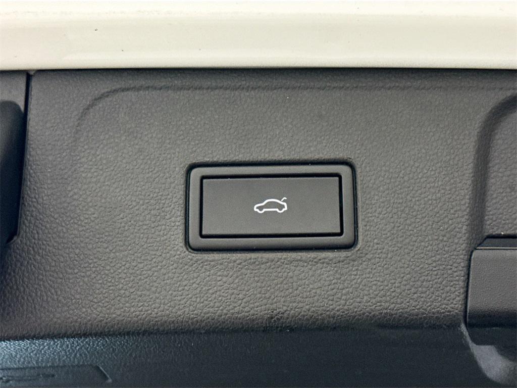 used 2021 Volkswagen Atlas car, priced at $20,422