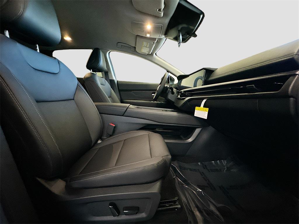 new 2025 Nissan Murano car, priced at $35,249