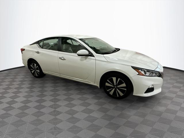 used 2022 Nissan Altima car, priced at $19,922