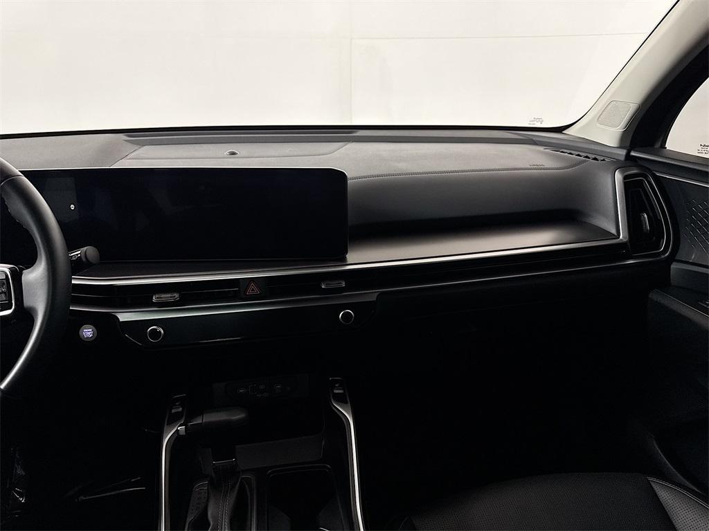 used 2024 Kia Sorento car, priced at $27,882