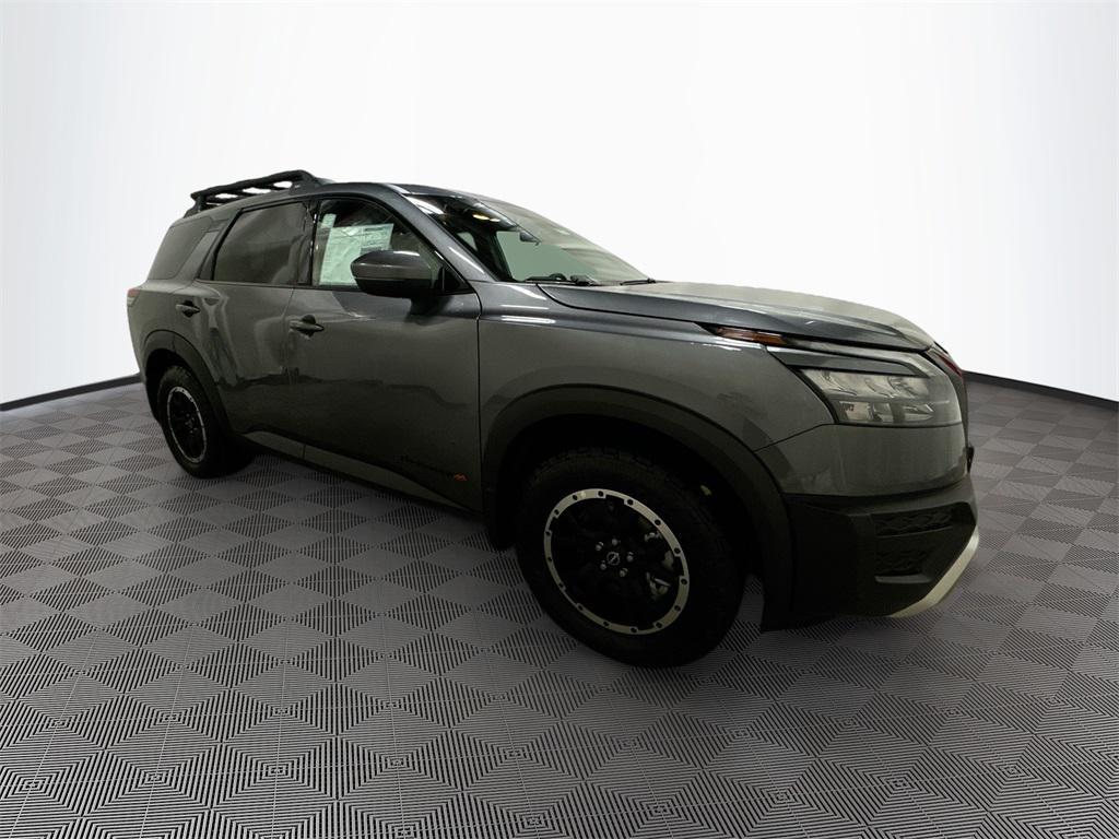 new 2025 Nissan Pathfinder car, priced at $39,806