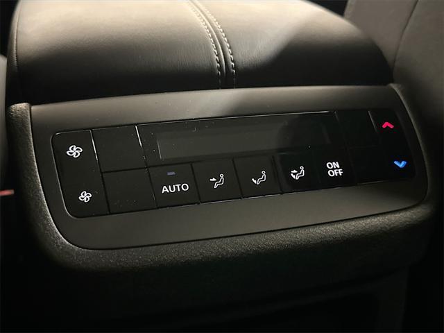 new 2025 Nissan Pathfinder car, priced at $41,191