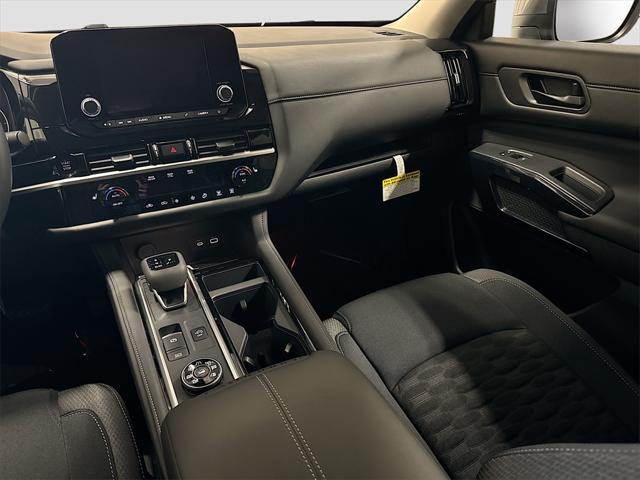 new 2025 Nissan Pathfinder car, priced at $41,191