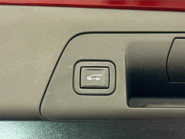 used 2022 Buick Envision car, priced at $27,222
