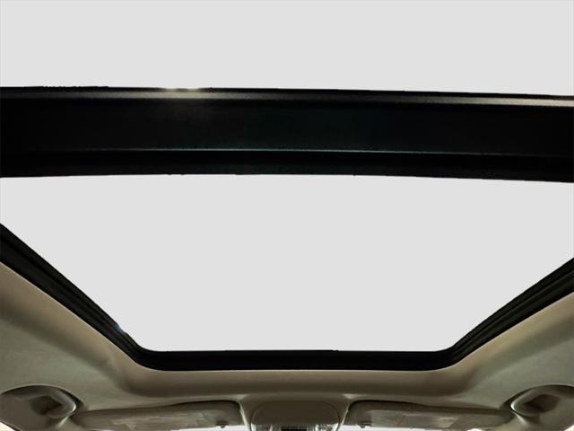 used 2022 Buick Envision car, priced at $27,222