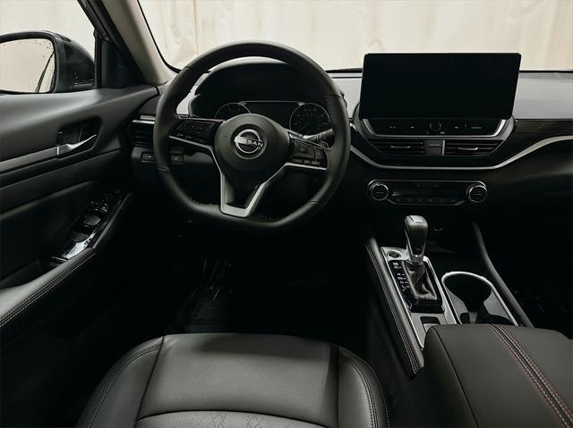 new 2025 Nissan Altima car, priced at $32,971