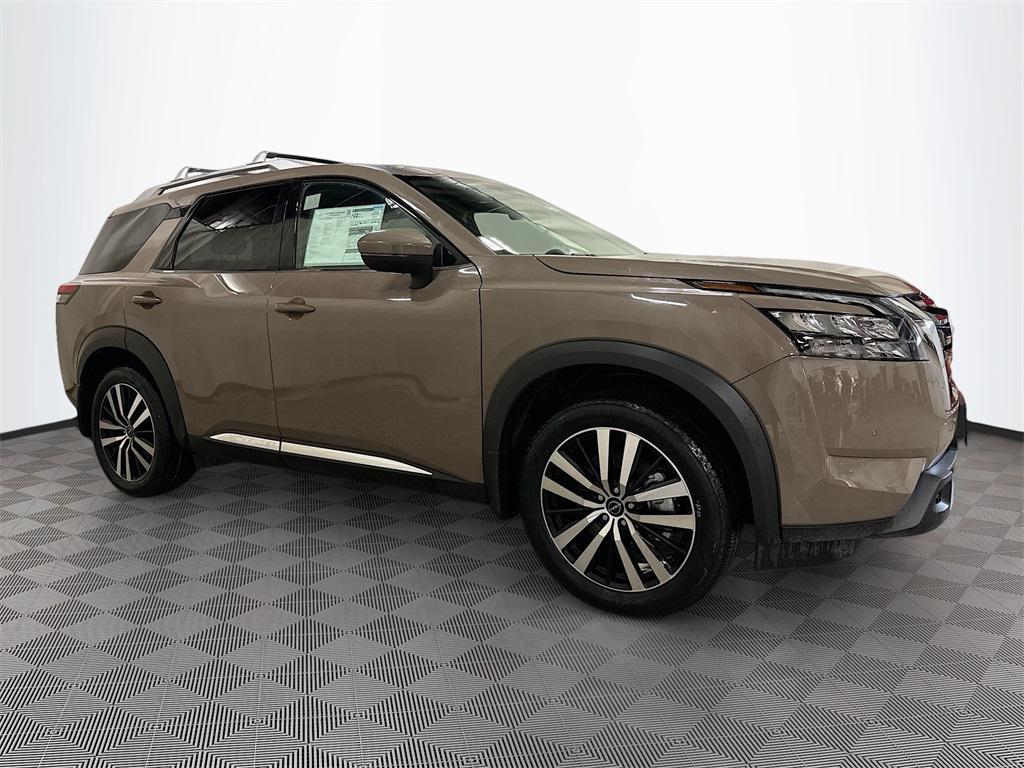new 2025 Nissan Pathfinder car, priced at $47,059