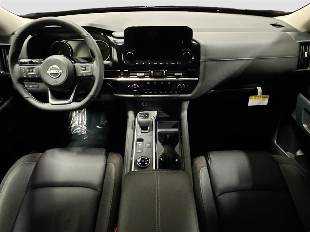 new 2025 Nissan Pathfinder car, priced at $39,424