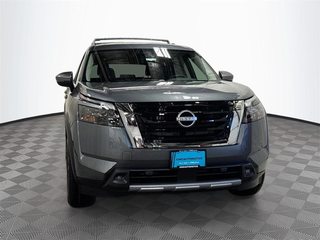 new 2025 Nissan Pathfinder car, priced at $39,424