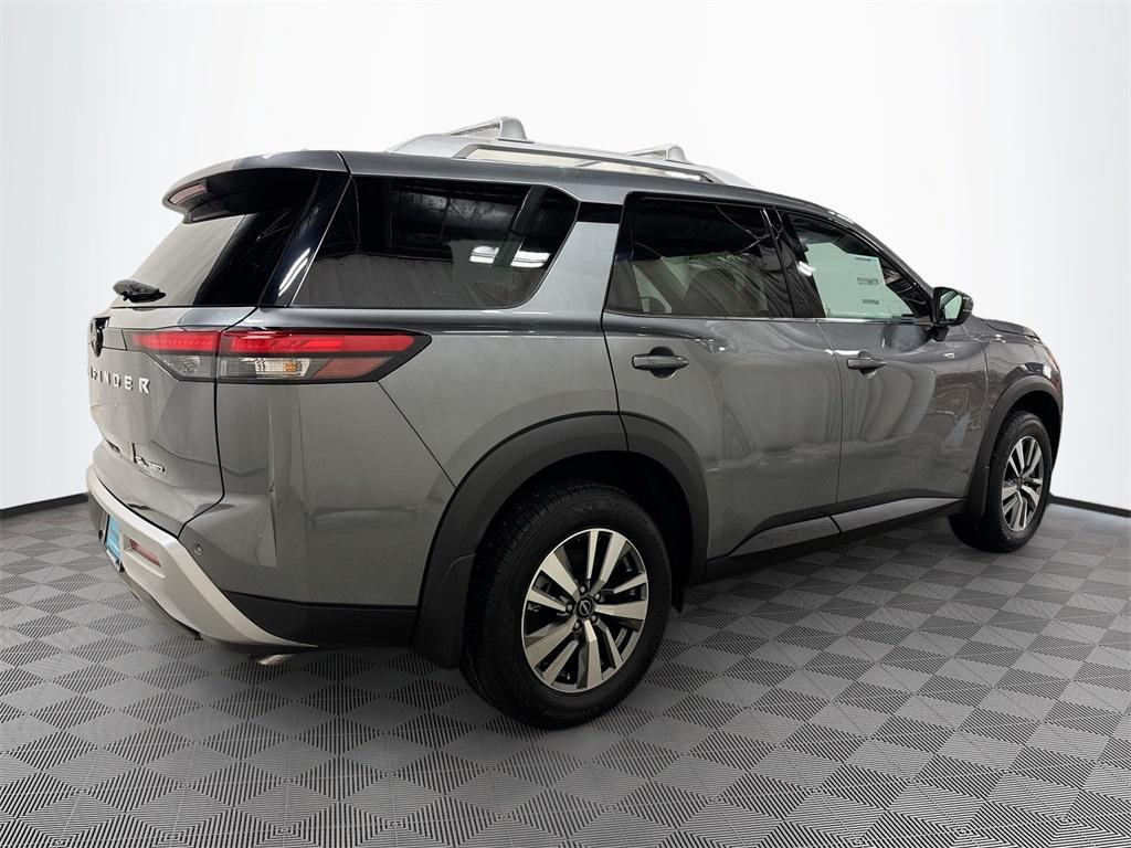 new 2025 Nissan Pathfinder car, priced at $39,424