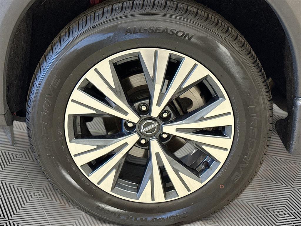 used 2023 Nissan Rogue car, priced at $21,947
