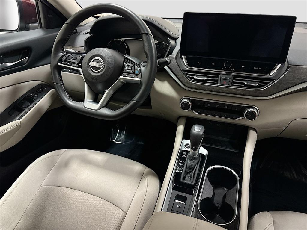 used 2024 Nissan Altima car, priced at $23,822