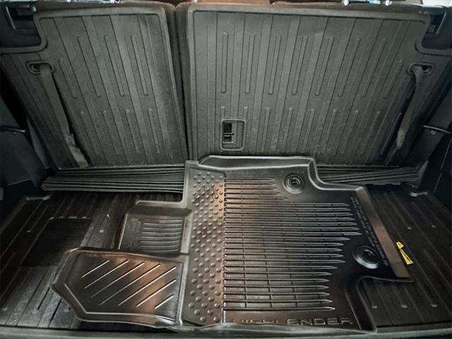 used 2021 Toyota Highlander car, priced at $18,997