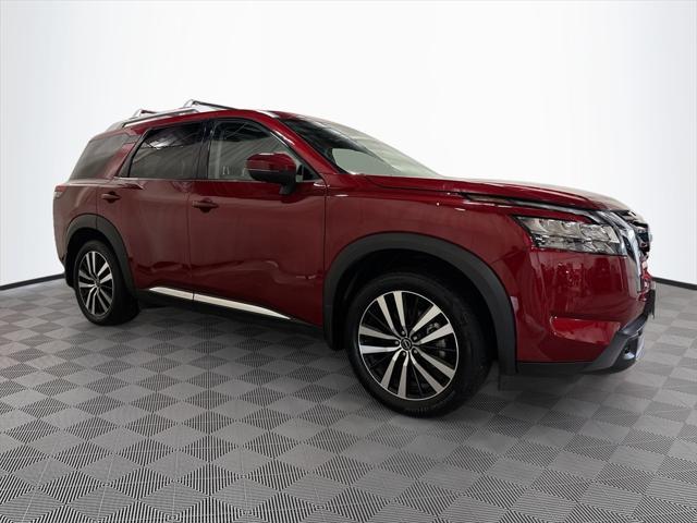 used 2024 Nissan Pathfinder car, priced at $46,999