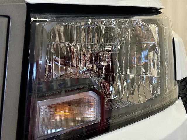 used 2025 Nissan Frontier car, priced at $36,992