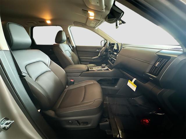 new 2025 Nissan Pathfinder car, priced at $43,202