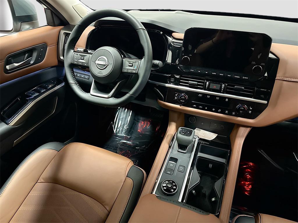 new 2025 Nissan Pathfinder car, priced at $46,762