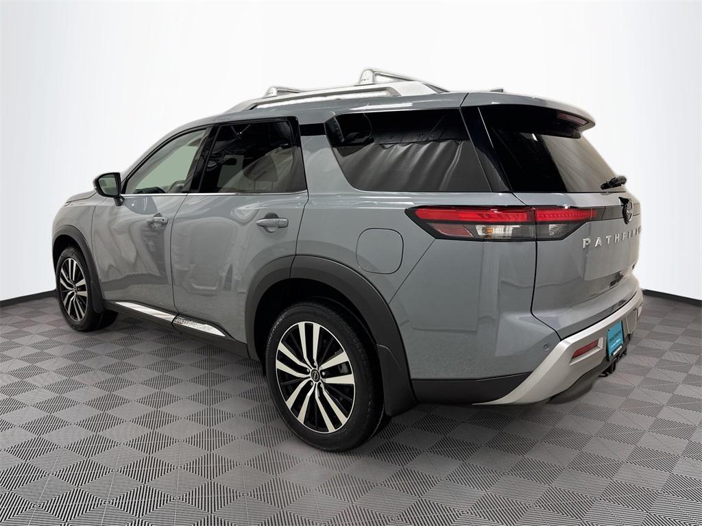 new 2025 Nissan Pathfinder car, priced at $46,762