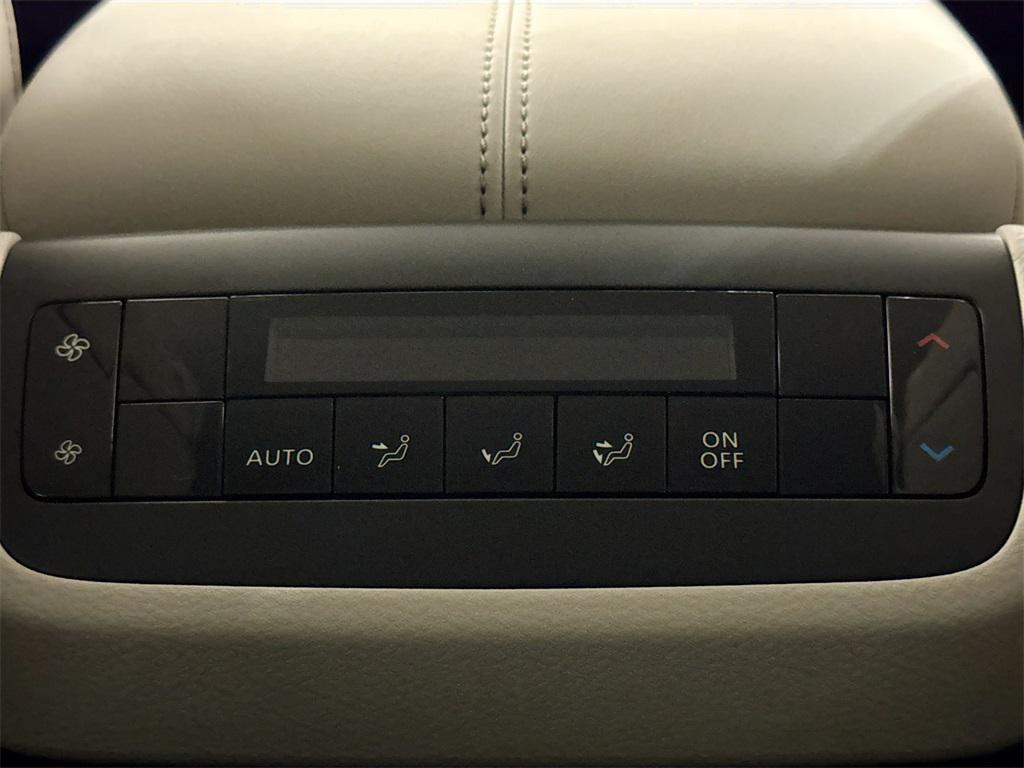 new 2025 Nissan Pathfinder car, priced at $39,971