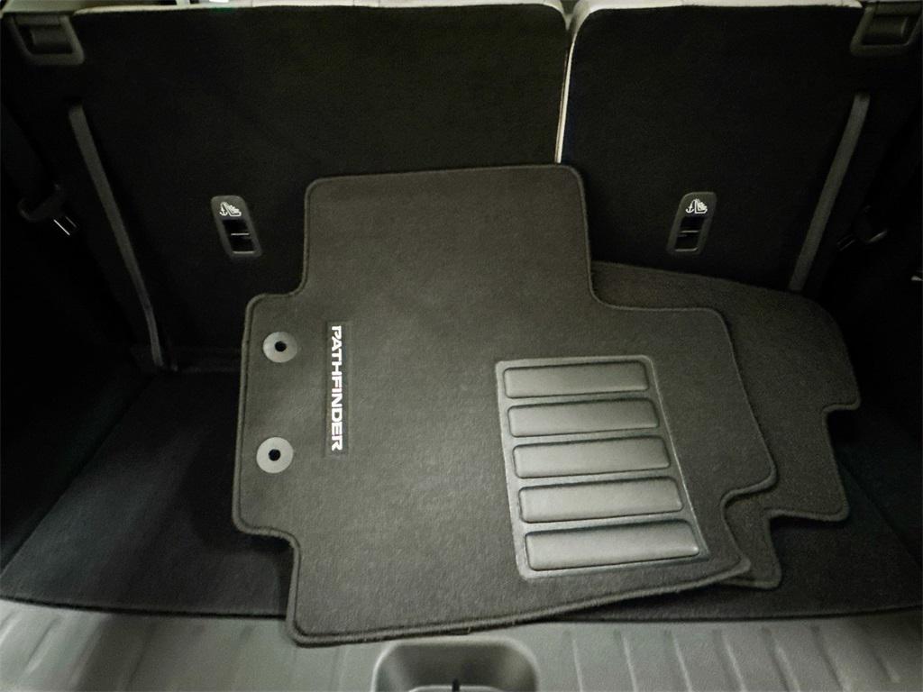 new 2025 Nissan Pathfinder car, priced at $39,971