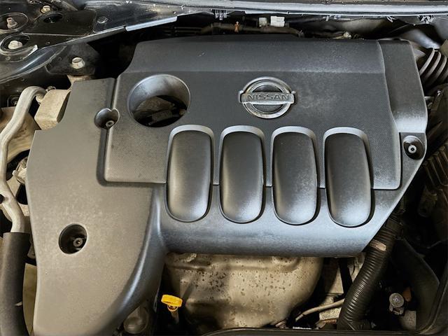 used 2010 Nissan Altima car, priced at $7,777