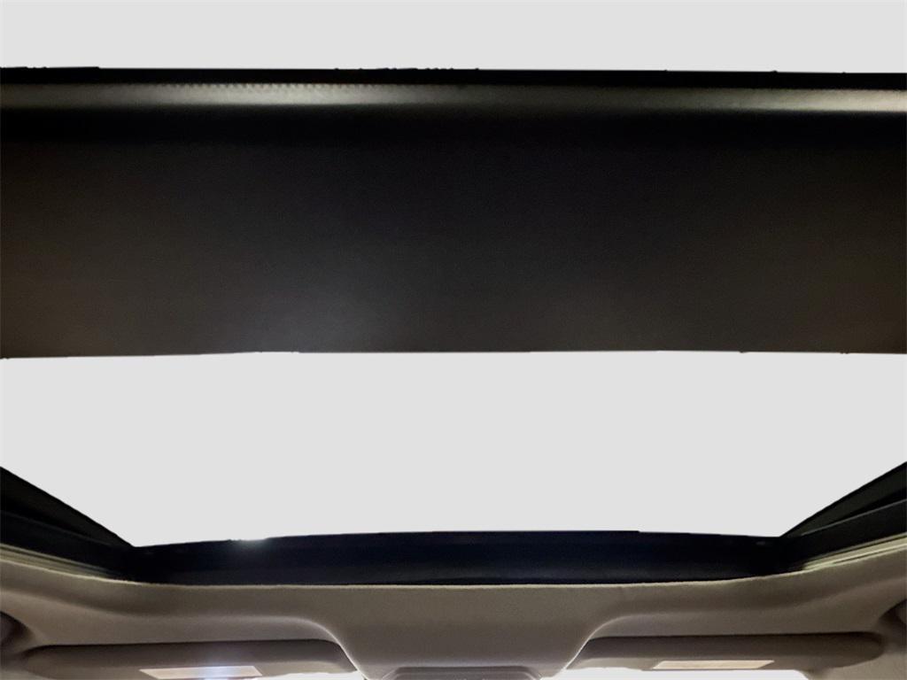 new 2025 Nissan Kicks car, priced at $32,186