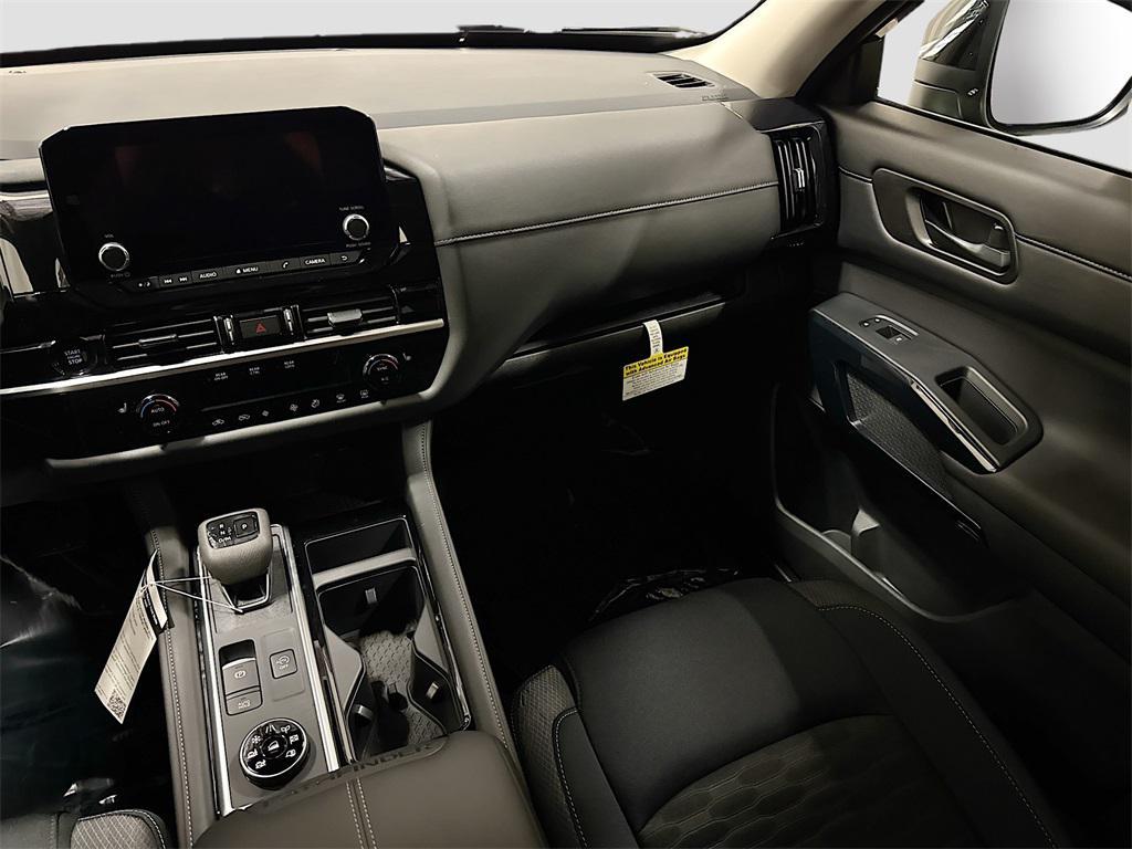 new 2025 Nissan Pathfinder car, priced at $35,230