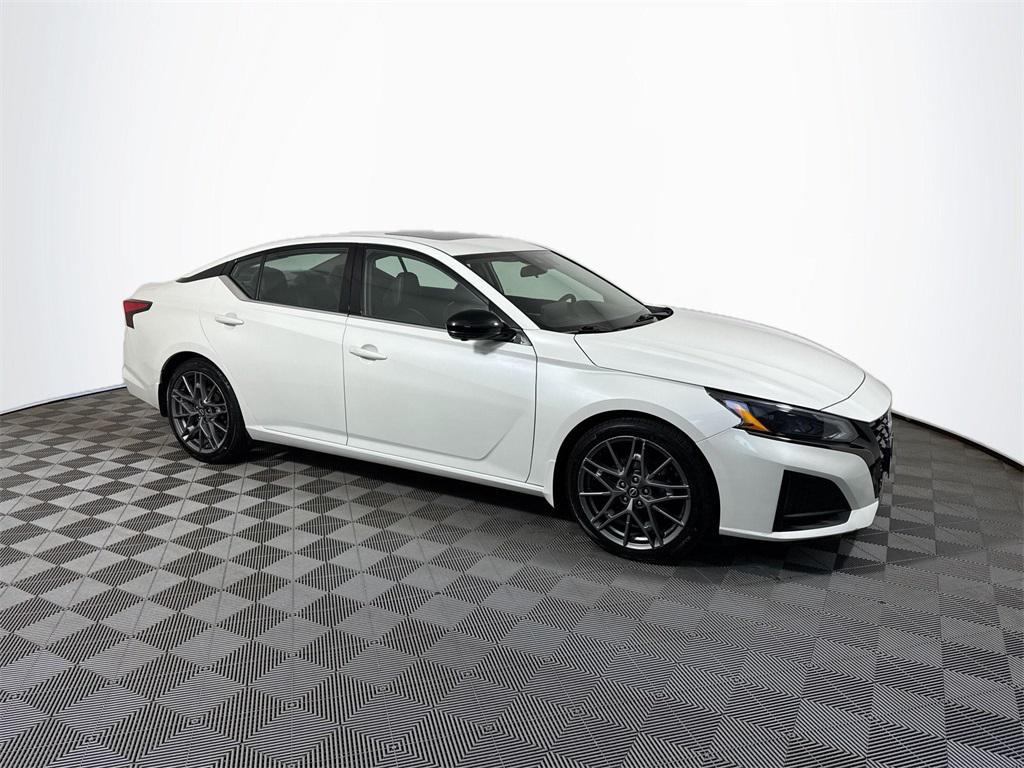 used 2023 Nissan Altima car, priced at $21,492