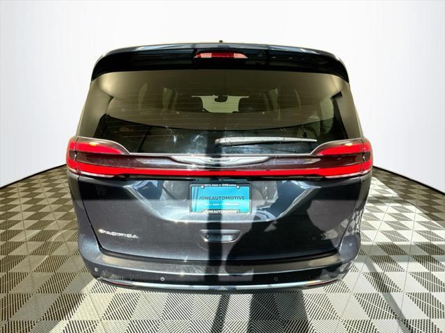 used 2021 Chrysler Pacifica car, priced at $18,922