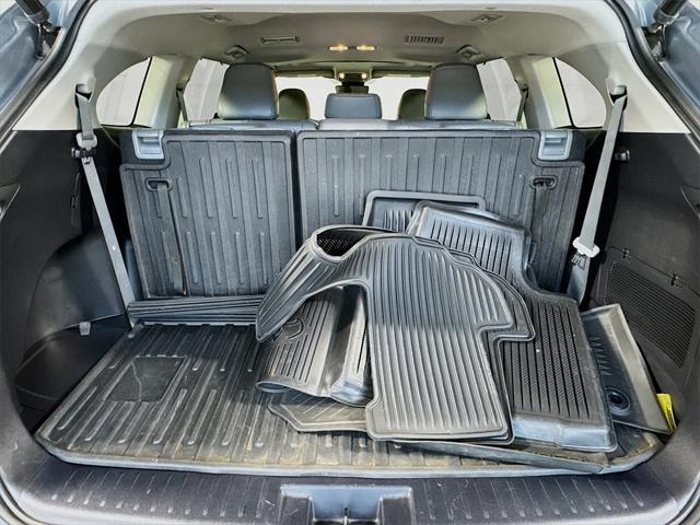used 2022 Toyota Highlander car, priced at $38,422