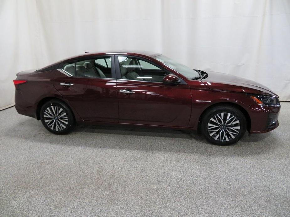 new 2024 Nissan Altima car, priced at $31,119