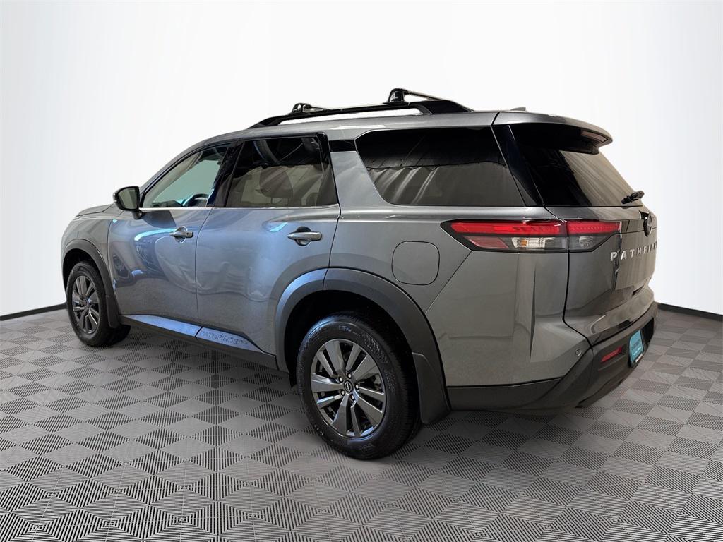 new 2025 Nissan Pathfinder car, priced at $35,174