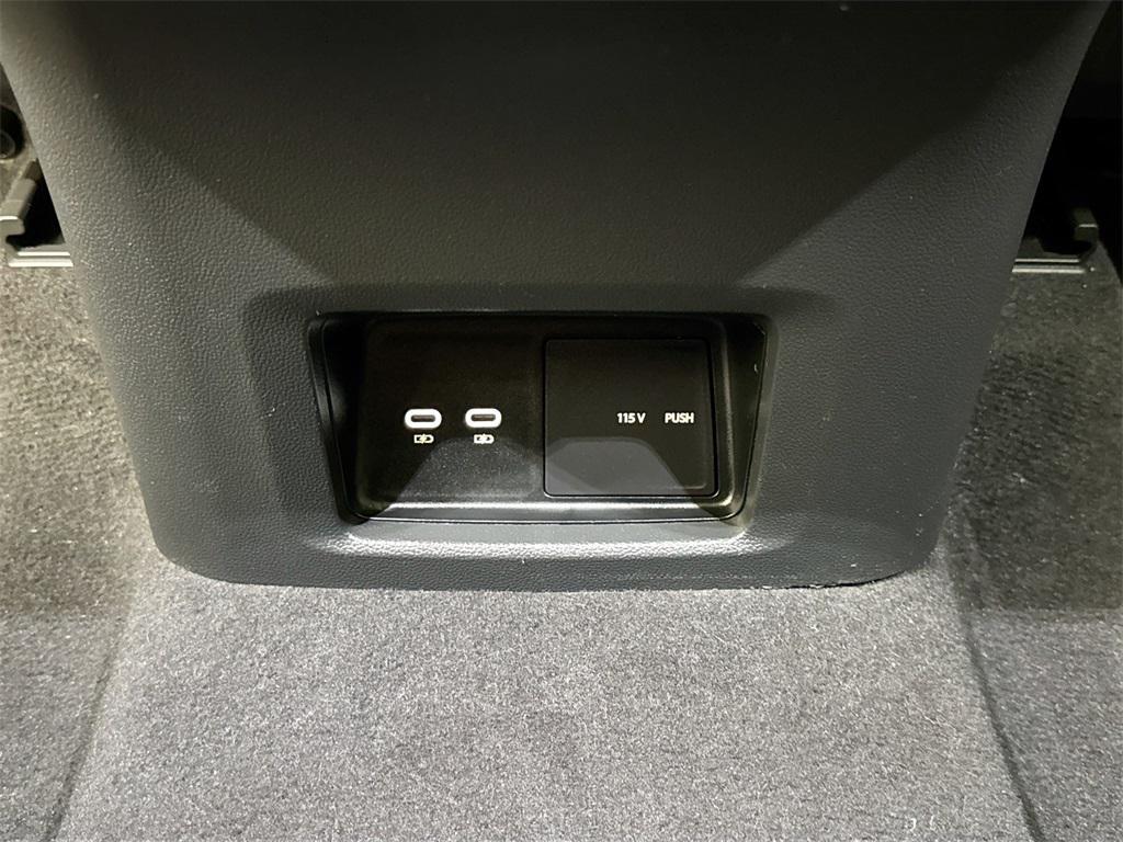 used 2024 Volkswagen Atlas car, priced at $33,422
