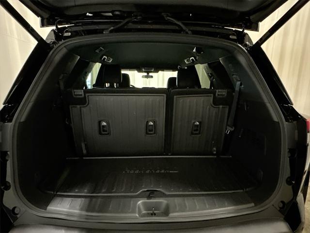 new 2025 Nissan Pathfinder car, priced at $44,306