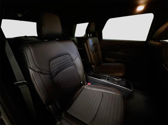 new 2025 Nissan Pathfinder car, priced at $44,306
