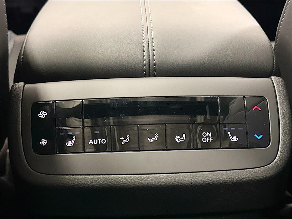 new 2025 Nissan Pathfinder car, priced at $48,465