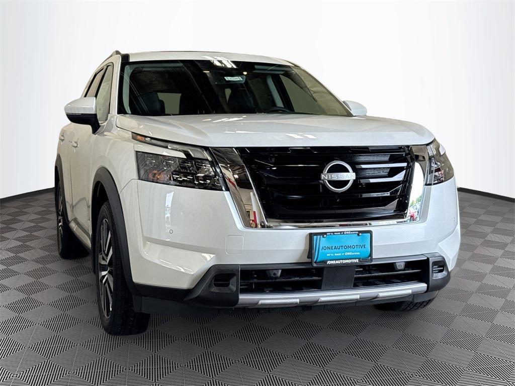 new 2025 Nissan Pathfinder car, priced at $48,465