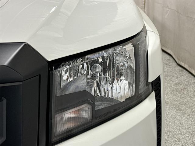 new 2025 Nissan Frontier car, priced at $35,202