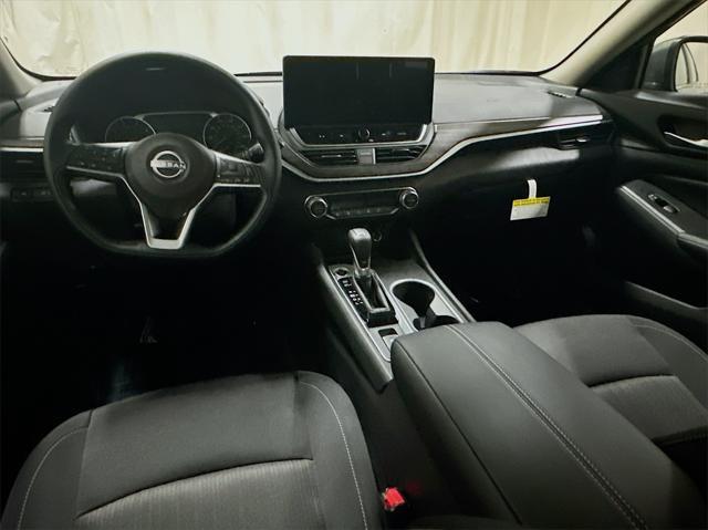 new 2025 Nissan Altima car, priced at $30,114