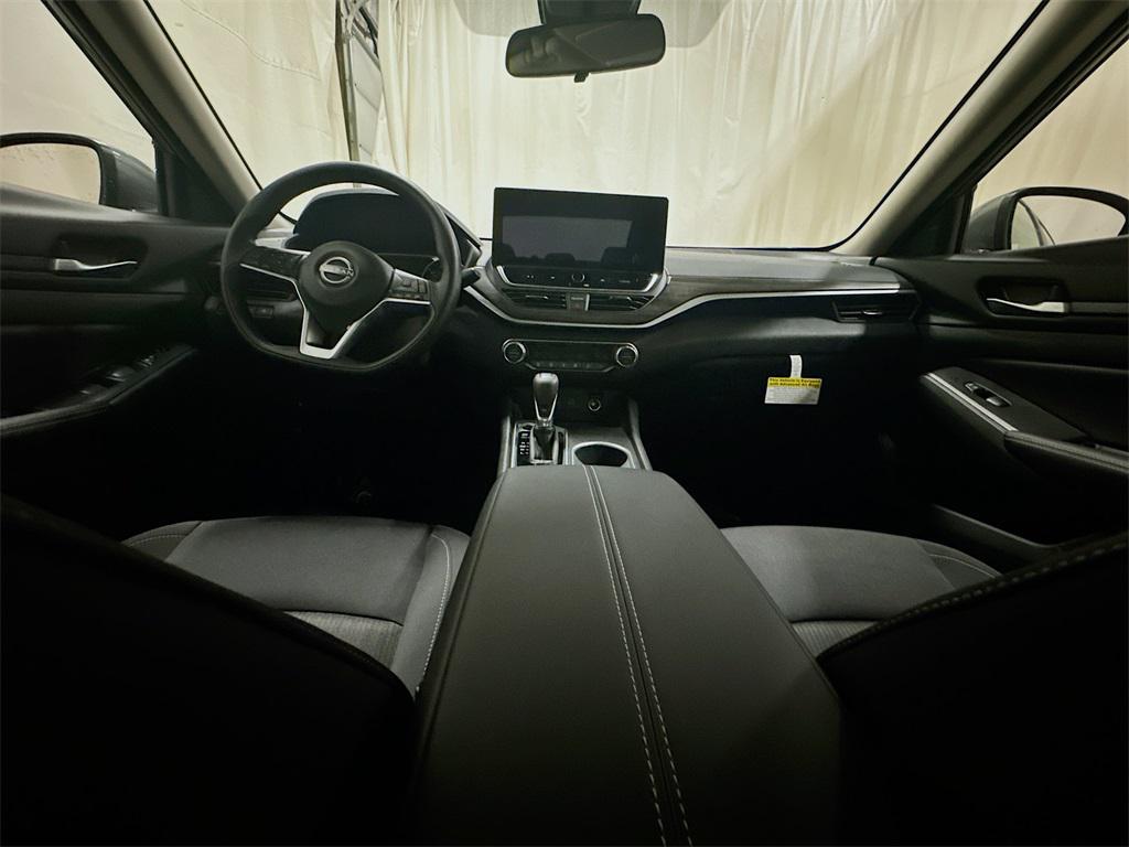 new 2025 Nissan Altima car, priced at $29,114