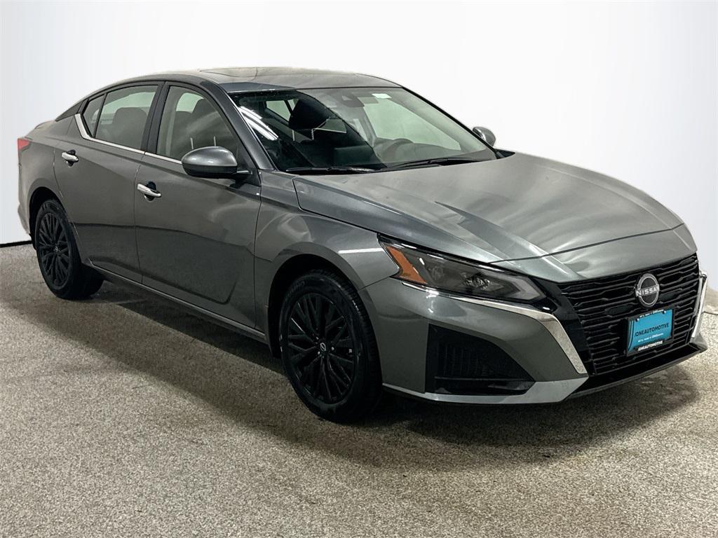 new 2025 Nissan Altima car, priced at $29,114