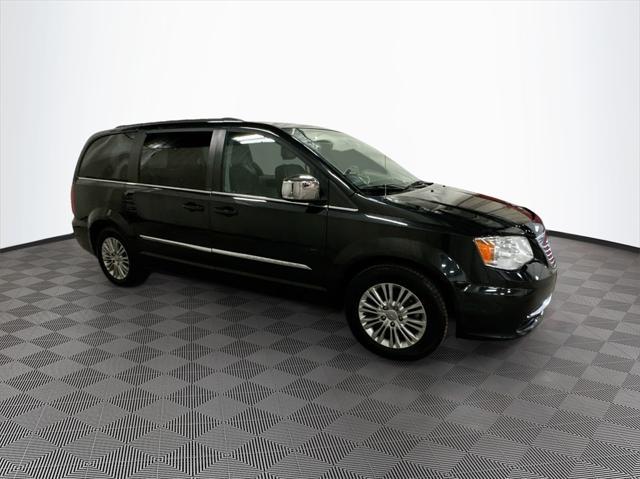 used 2015 Chrysler Town & Country car, priced at $7,422