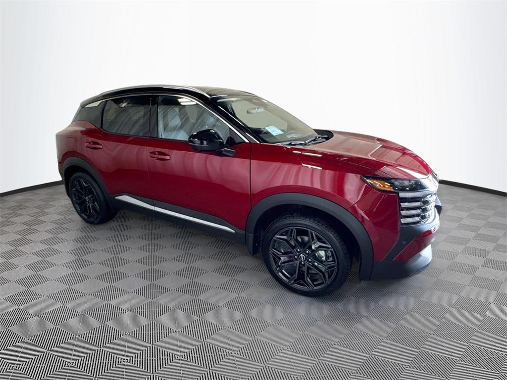 new 2025 Nissan Kicks car, priced at $33,167