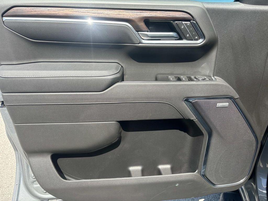 new 2025 GMC Sierra 1500 car, priced at $63,650