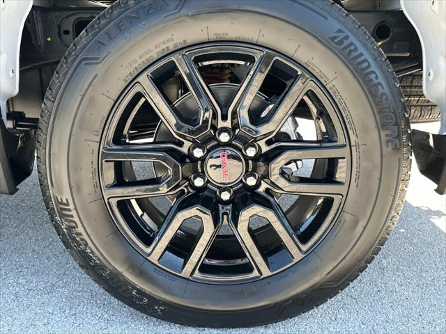 new 2025 GMC Sierra 1500 car, priced at $53,395