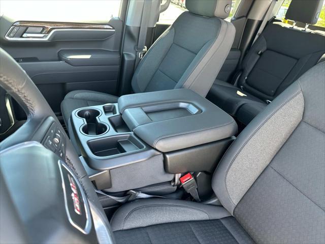 new 2025 GMC Sierra 1500 car, priced at $53,395